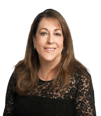 Portrait of Frieda Marhee, REALTOR®, MBA, GRI, ABR.